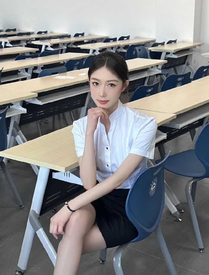 京城怪物 封面